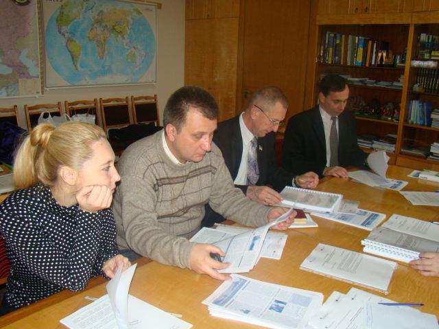 Засідання експертної групи в рамках  проекту «Гармонізація розвитку туризму  в сільській місцевості Карпатського регіону». Фото 2